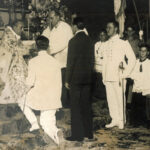 Severino a direita do altar durante a Benção das Espadas - 1929